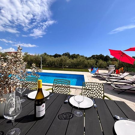 Villa Casa Storija Novigrad Istria Eksteriør billede
